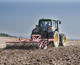 Společnost PGRLF, a.s., otvírá  druhá kola programů Provoz 2022 a Potravináři