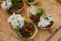 Oslava dobrým jídlem a pitím