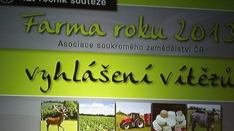 Farma roku 2013 hledáčkem fotoaparátu 