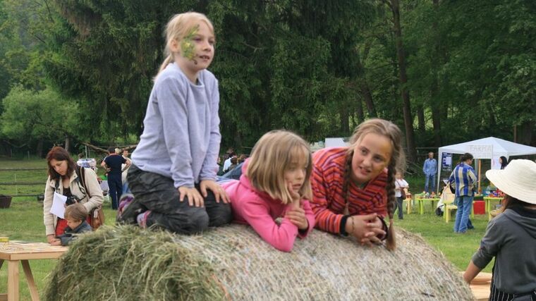 Pozvánka na tiskovou konferenci - zhodnocení Farmářských slavností 2011