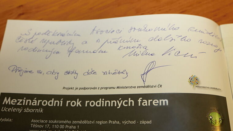 Z křtu publikace k Mezinárodnímu roku rodinných farem