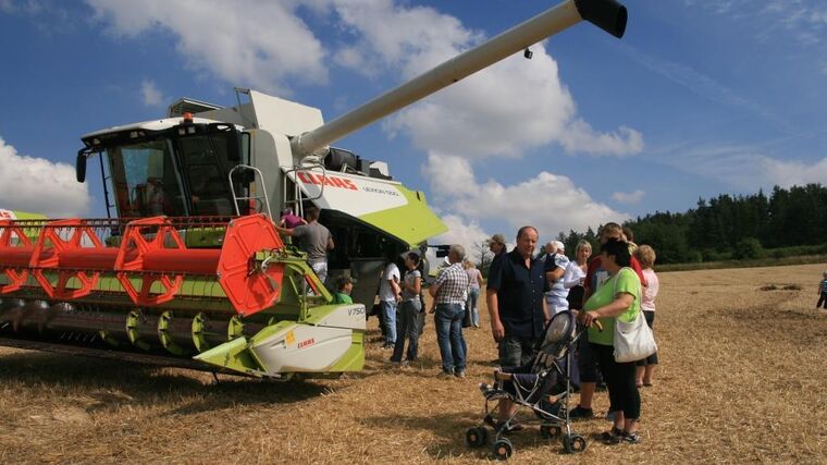 První „mezinárodní“ Farmářské slavnosti navštívily čtyři tisícovky lidí