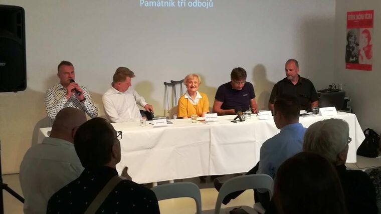 Chátrající Mašínův statek bude opraven a připomene památku třech odbojů