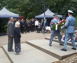 Z uctění památky obětí komunismu