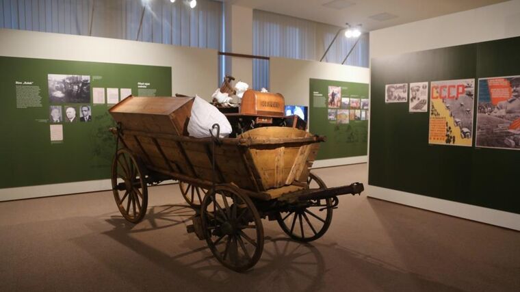 Výstava o perzekuci selského stavu v zájmu médií