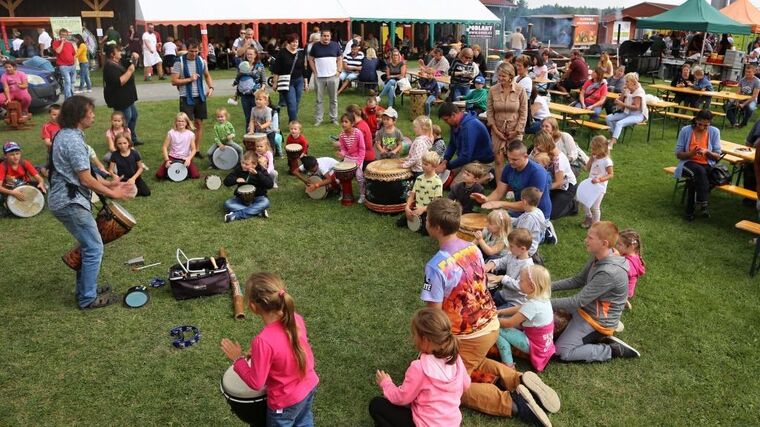Selské slavnosti na Farmě u lesa přilákaly tisíce návštěvníků