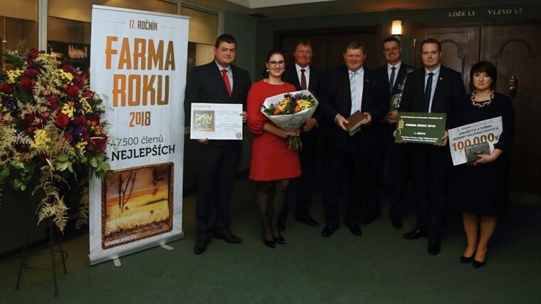 Farma roku 2018 hledáčkem fotoaparátu