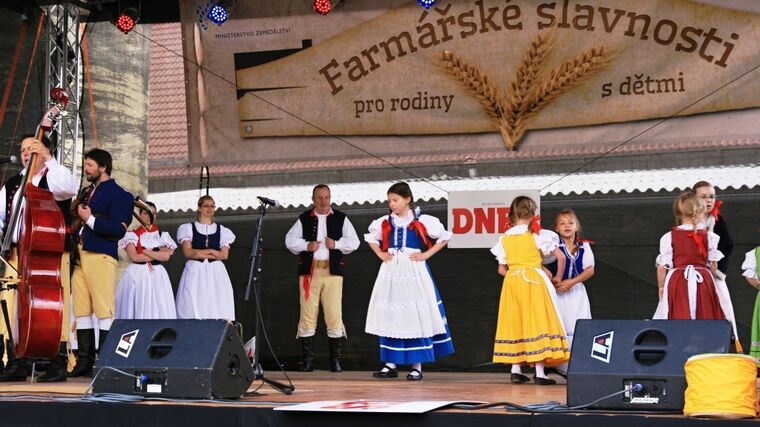 Statek Novotinky hostil příznivce venkova aneb Farmářské slavnosti 2013 odstartovaly   