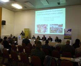 Z tiskové konference k zahájení projektu Voda, půda a sedláci
