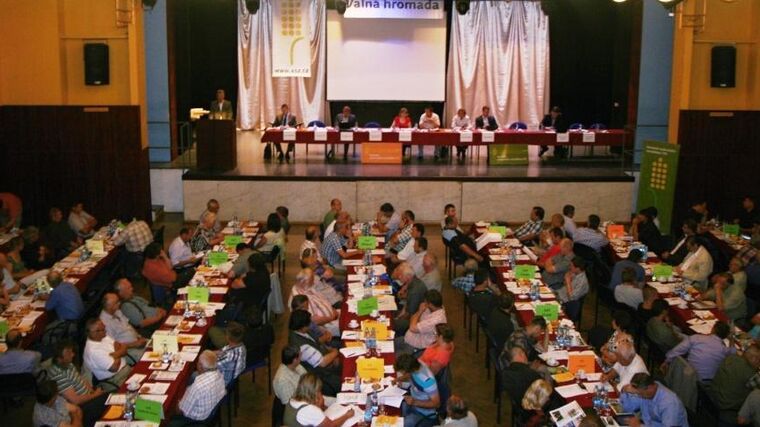 Sedláci a rodinné farmy mají stabilní nevládní organizaci