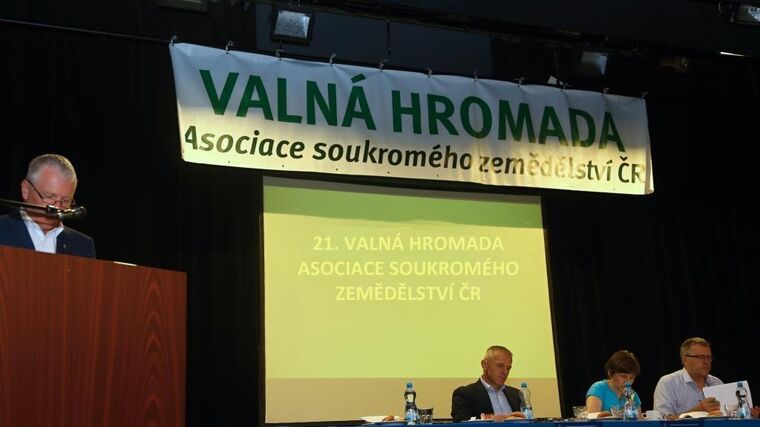 Závěrečná zpráva bývalého předsedy ASZ ČR Josefa Stehlíka