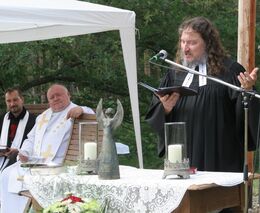 Ekumenická bohoslužba u kaple Nejsvětější trojice