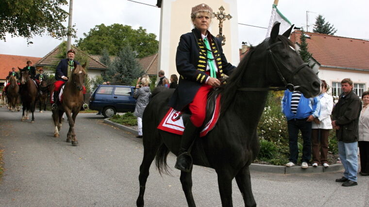 Oživlá historie v Nebřehovicích 