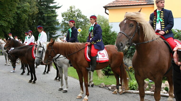 Oživlá historie v Nebřehovicích 