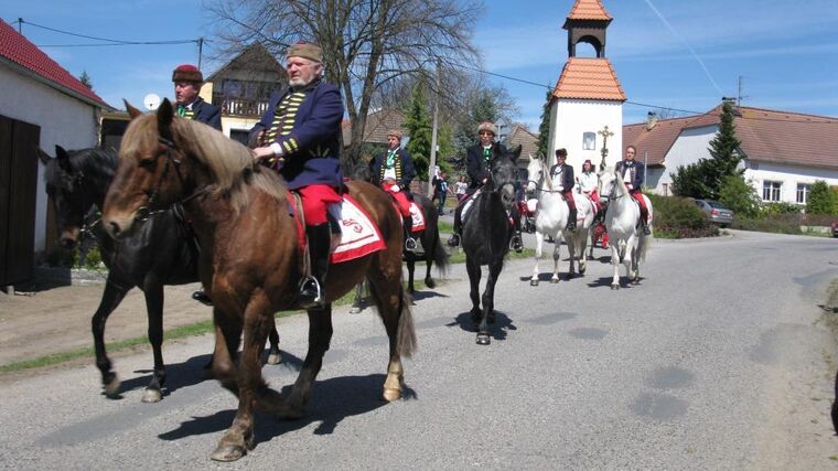 130. výročí narození Františka Machníka v Nebřehovicích