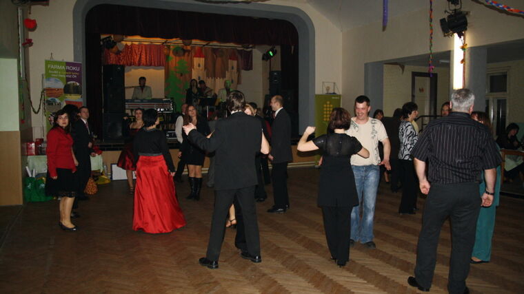 Fotografie z plesu ASZ Louny 2010