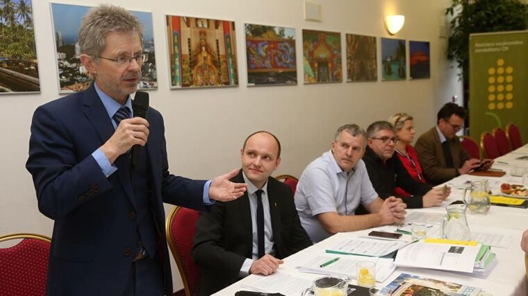 Vystrčil: Premiér je sprostý a bezohledný, je to úpadek lidský i manažerský