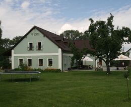 Svatojánské slavnosti na jelení farmě 