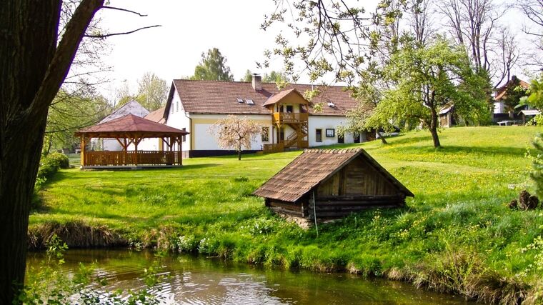 ASZ ČR a SVTA proti diskriminaci ubytovacích zařízení provozovaných na farmách