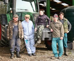 Panský dvůr našel houževnaté majitele   