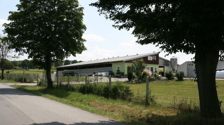 Sněmovna přehlasovala Senát a schválila nový stavební zákon. S prosazením pomohly hlasy KSČM