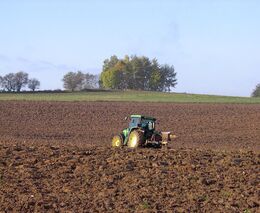 Peníze na pozemky opět nejsou