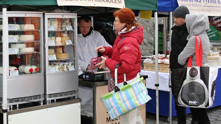 Bez farmářských trhů by nebylo ani malovýrobců, říká majitel mlékárny Krasolesí 