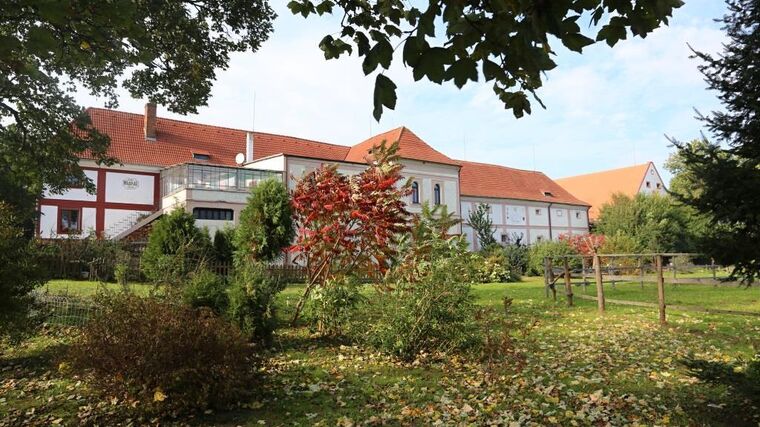 Neobyčejný příběh Hlaváčova dvora 
