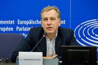 Volby do EP 2019 - Luděk Niedermayer: Neomezené dotace průmyslovým zemědělcům škodí celému venkovu