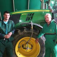 V zemědělství musíte umět experimentovat a nestát na místě, říká farmář Vladimír Hanžl