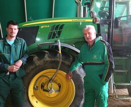 V zemědělství musíte umět experimentovat a nestát na místě, říká farmář Vladimír Hanžl