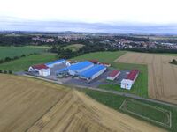 Otec Stanislava Němce byl posledním soukromníkem v okolí, on sám začal po roce 90 mezi prvními