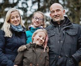 „Lidé na vesnici žili, dnes se na vesnici bydlí. My zde žijeme,“ říká Vladimír Tláskal