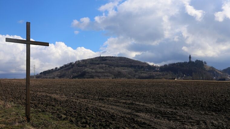 Sedláci si váží podpory církve v oblasti vydávání pozemků