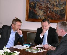 Návrhy ASZ ČR k zelené naftě považuje premiér za rozumné 