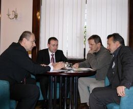 Daň z nemovitostí kritičtější než přímé platby