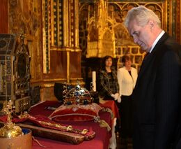 Prezident: Po pádu komunismu vznikla iluze, že zemědělství zachrání rodinné farmy