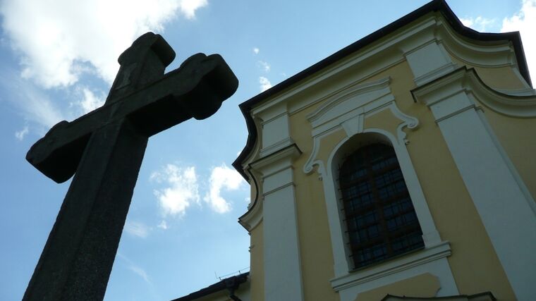 ASZ ČR zásadně nesouhlasí se zdaněním církevních náhrad