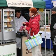 Těšte se. Farmáři otevřou sezonu na tržištích tradiční českou zabijačkou