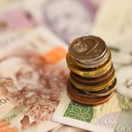 Další soudy potvrzují, že Babiš je ve střetu zájmů. On ale dál válčí se státem o peníze