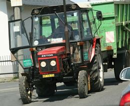 Traktorů se nelekneme. Zemědělci tvrdě narazili, Stanjura jim na daních nesleví