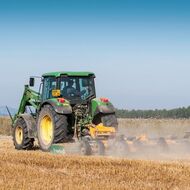 Více peněz pro větší farmy. Chystá se zásadní změna v pravidlech pro zemědělské dotace