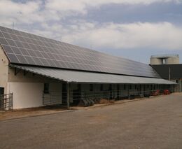 Soláry na všechny vhodné střechy. EU navrhuje balíček, který má urychlit odchod od ruského plynu