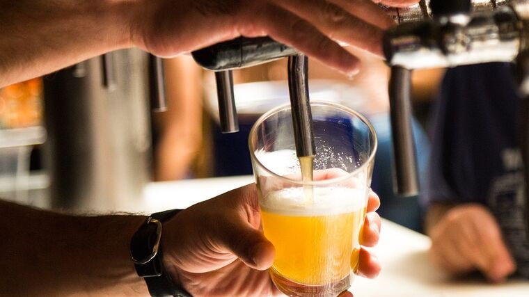České pivovary loni uvařily 20,9 mil. hektolitrů piva, meziročně o 4,2 pct více
