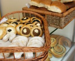 Výborný otevřel v Praze nový obchod s potravinami. Líbivý krok, říkají kritici