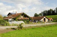 Čtyřicet farem a jedna společná sýrárna