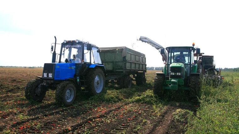 Vesničané se s Rusy na Ukrajině nepářou: Bojovou techniku kradou traktory!