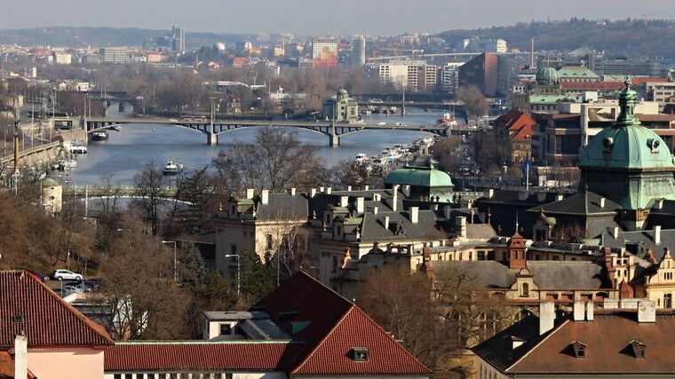 Příznivý vítr ze Strakovky. Kdo by mohl těžit z Babišovy vlády?