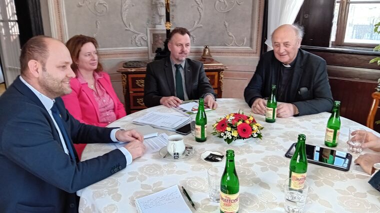 Zástupci ASZ ČR jednali s katolickou církví o spolupráci v některých tématech
