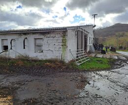 Hospodaření zemědělcům komplikuje a prodražuje privatizace státních objektů na jejich pozemcích